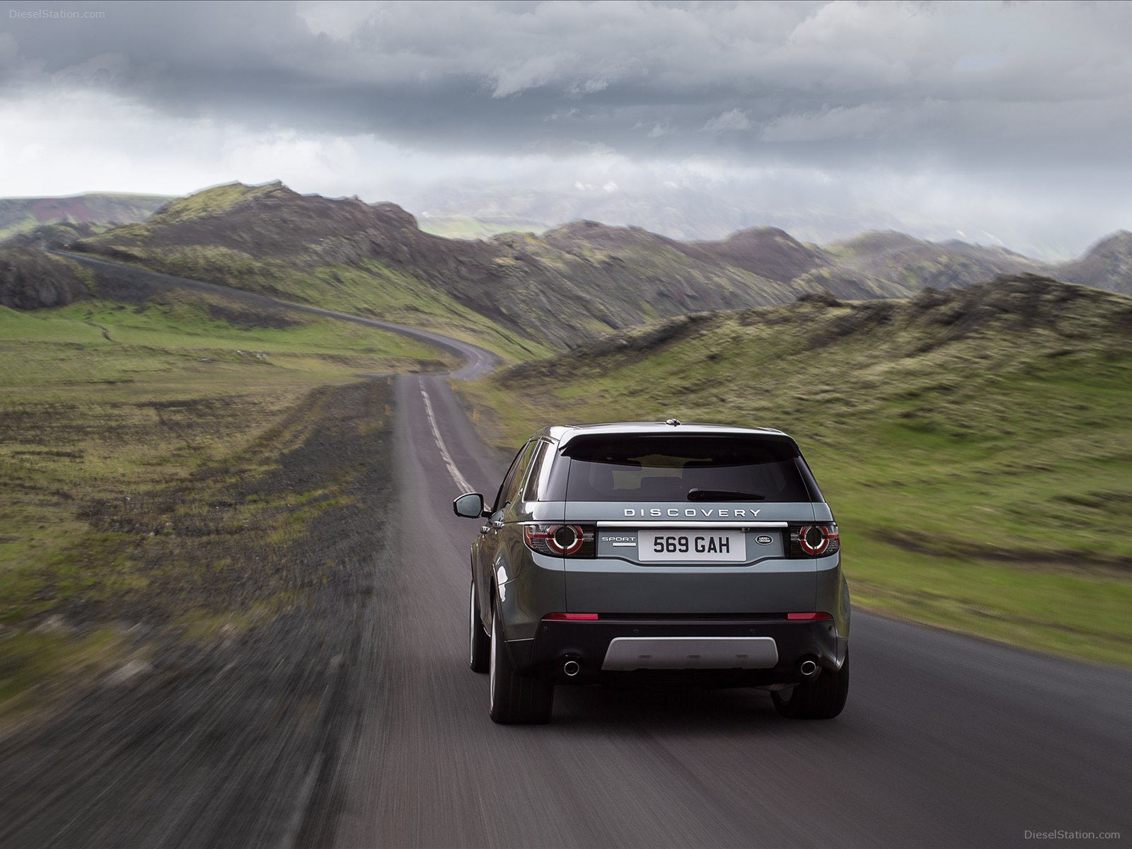 Land Rover Discovery Sport 2015